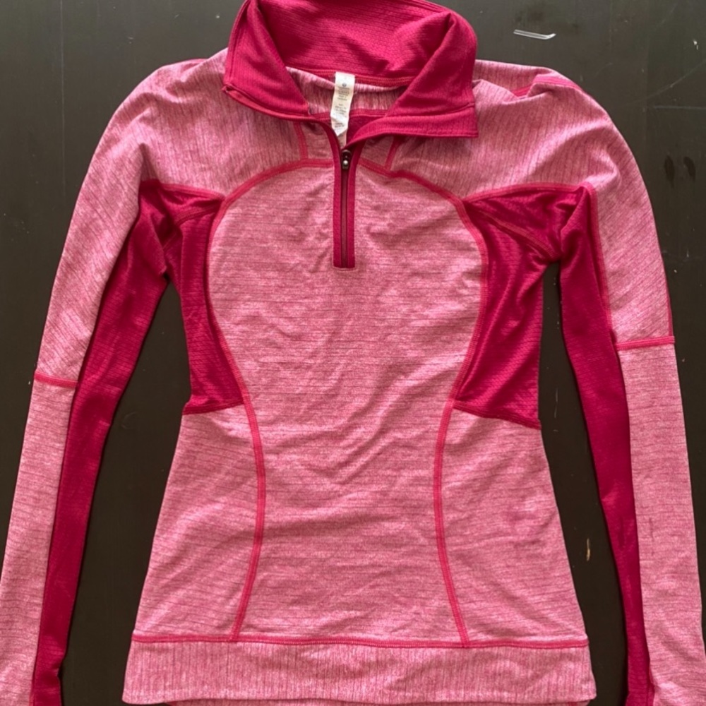 Lululemon quarter zip workout top